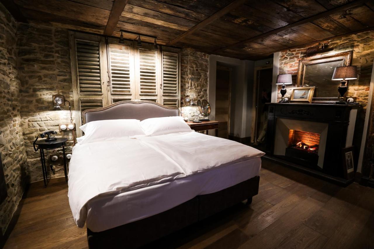 Bossolasco La Piazzetta Degli Artisti - Boutique B&B מראה חיצוני תמונה